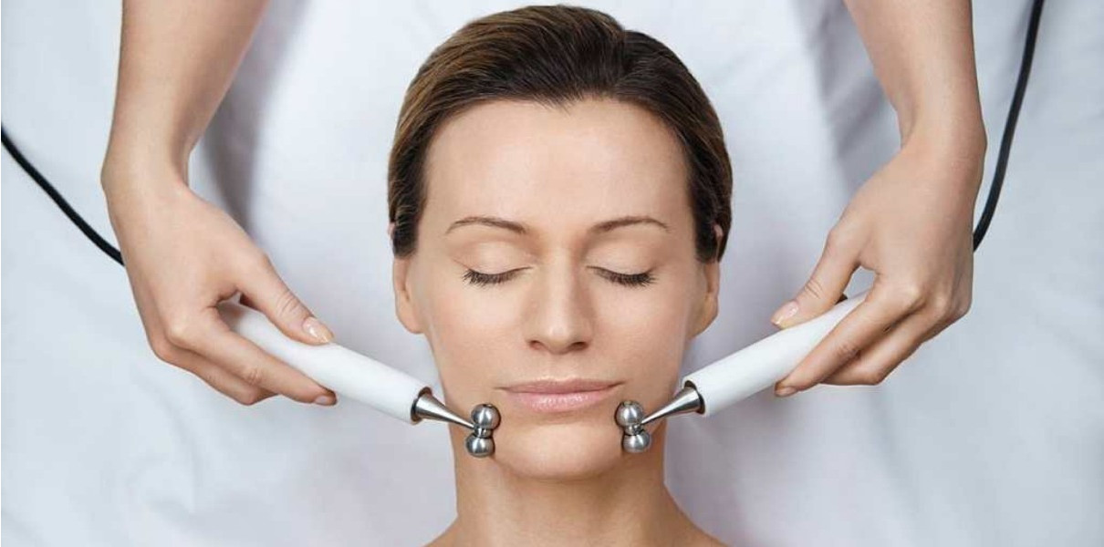 ELEMIS BIOTEC Firm-a-Lift - 55mins