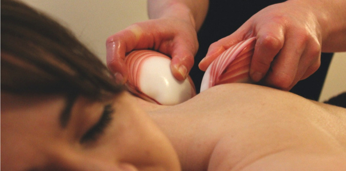 Lava Shells Full Body Massage