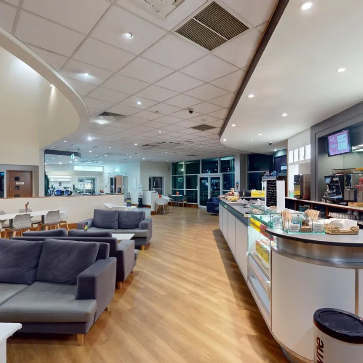 Cafe Bar