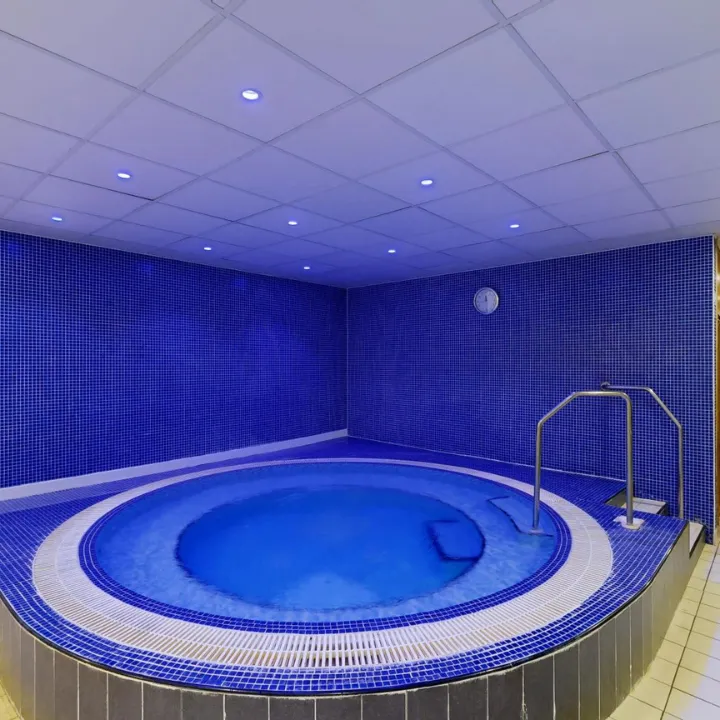 Spa pool