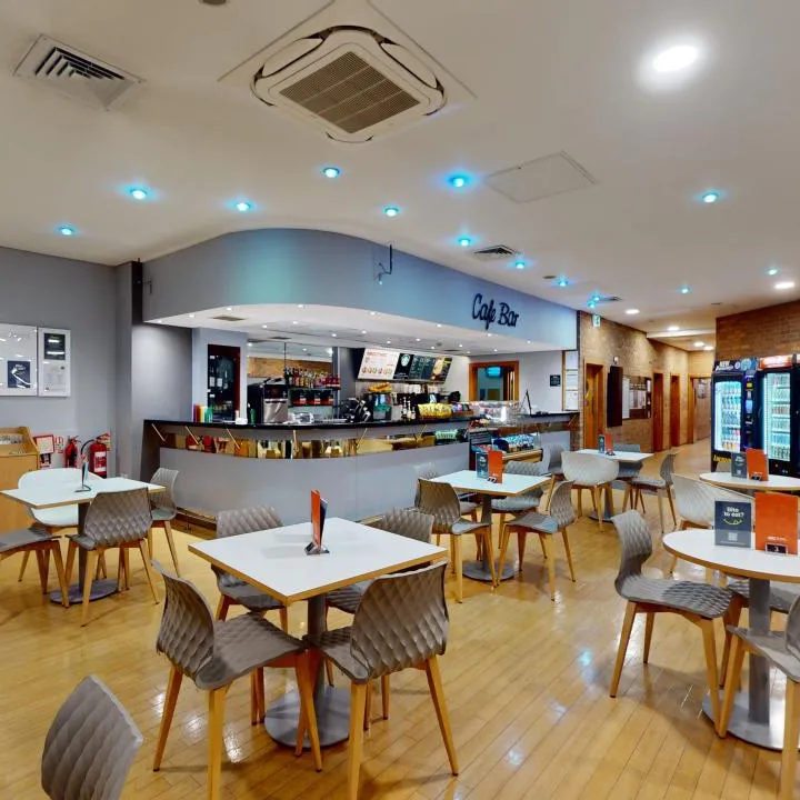 Cafe Bar