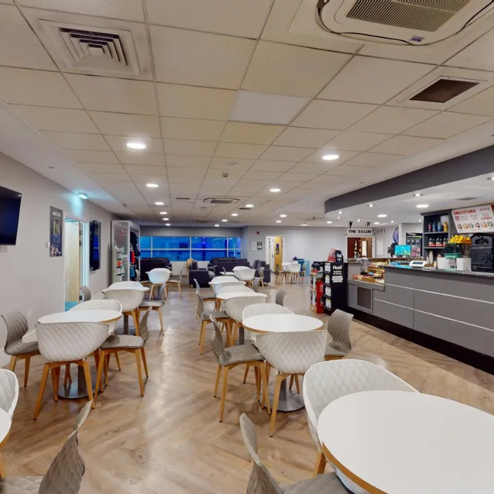 Cafe Bar
